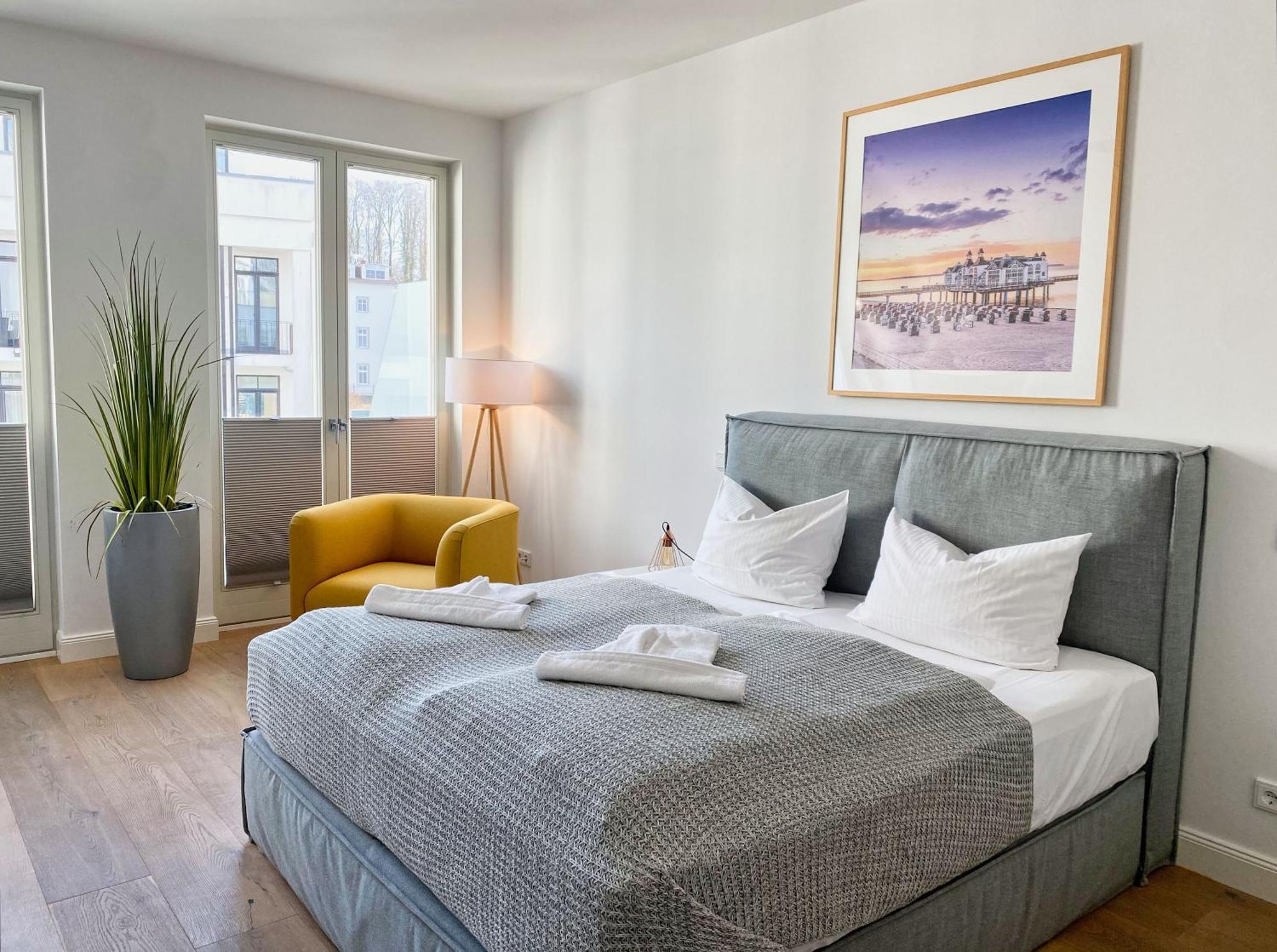 Pool Und Sauna Mit Meerblick, Direkt An Der Seebruecke - First 3 8 Apartment Sellin (Rugen)