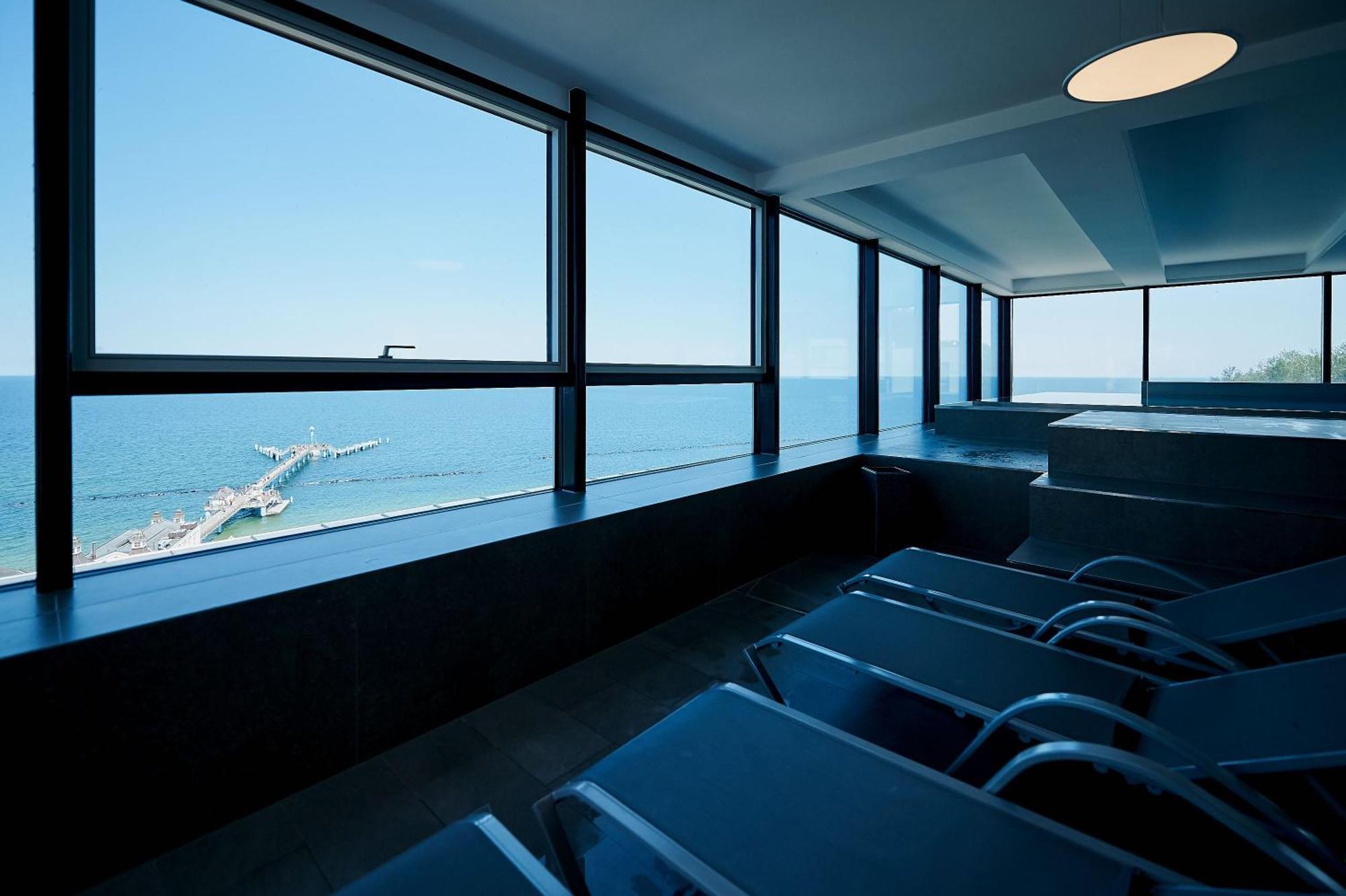 Pool Und Sauna Mit Meerblick, Direkt An Der Seebruecke - First 3 8 Apartment Sellin (Rugen)